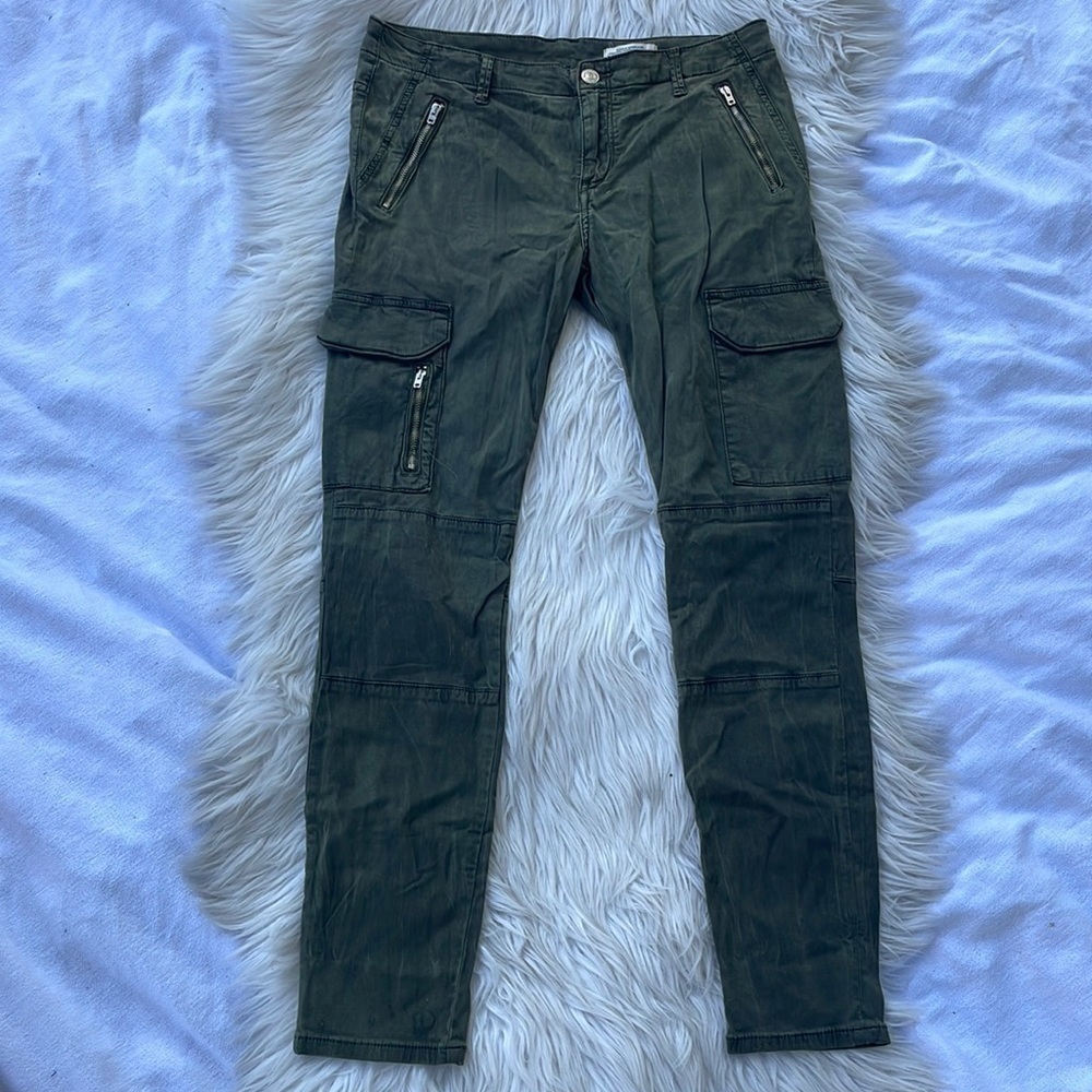 Zara Olive Green Cargo Pants with Zip Pockets